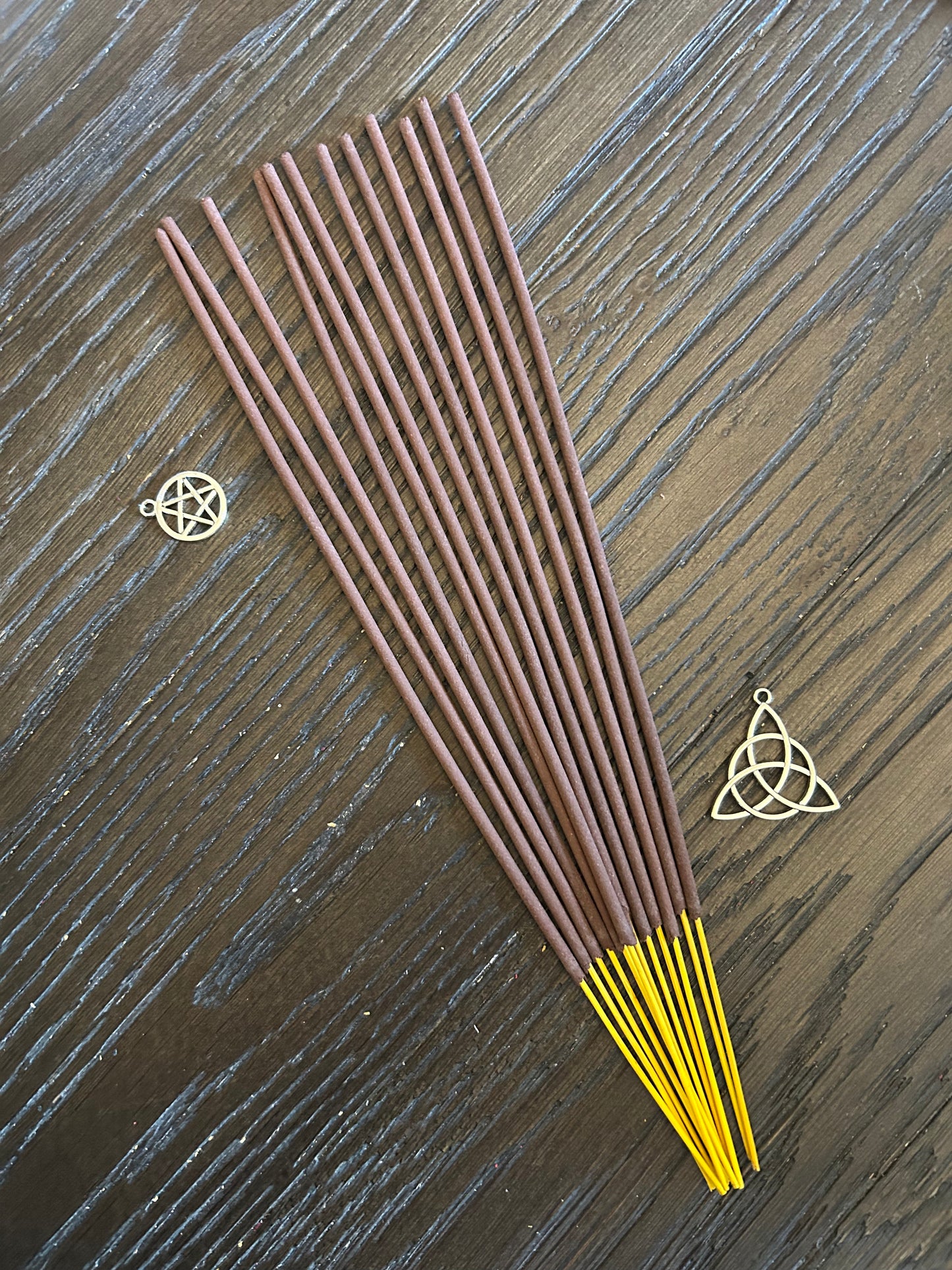 Encens de myrrhe - paquet de 12 bâtonnets