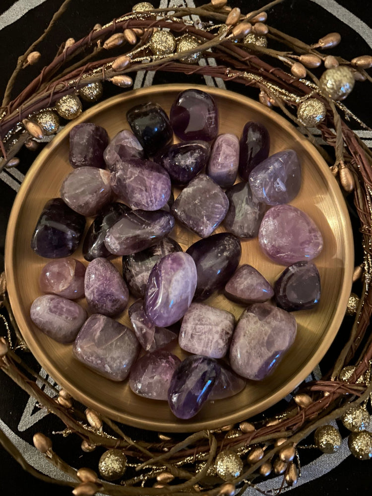 Pierres et cristaux naturels pour vos pratiques magiques, vos intentions, méditation et harmoniser vos énergies.