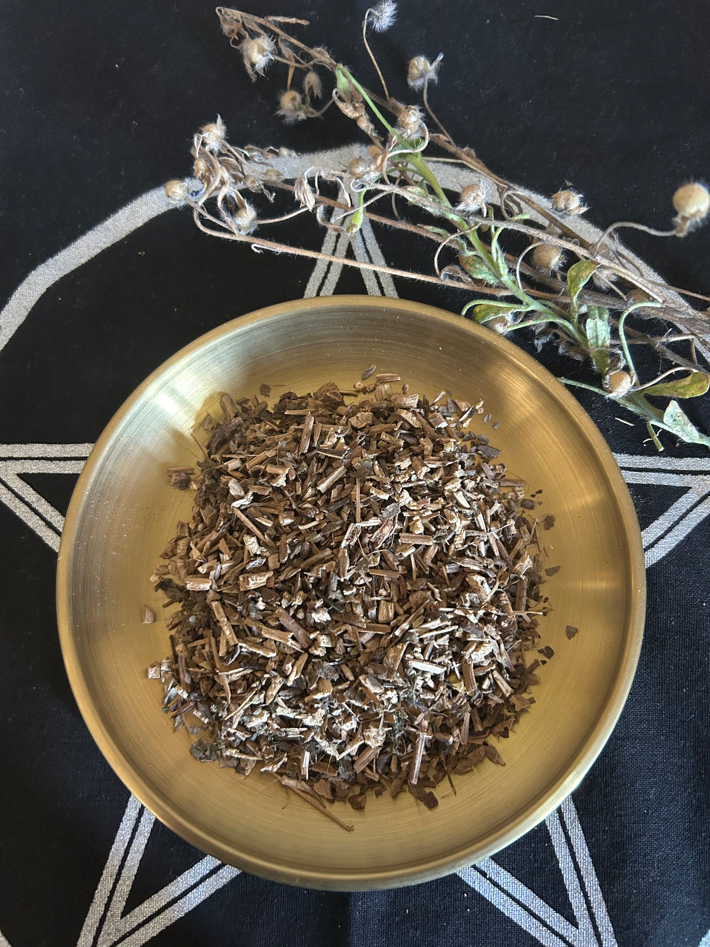 Patchouli - 15g-Flamme d’Abondance & d’Ancrage Spirituel- rituels d’abondance, d’amour, d’attraction, de protection et de réussite matérielle.