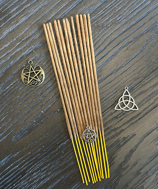 bougieherbeshuilerituelmagiqueseraphélya - boutique_shop_enchantement_seraphélyaBois de SantalBois de SantalBois de SantalBois de SantalBois de SantalBois de SantalBois de Santalvar